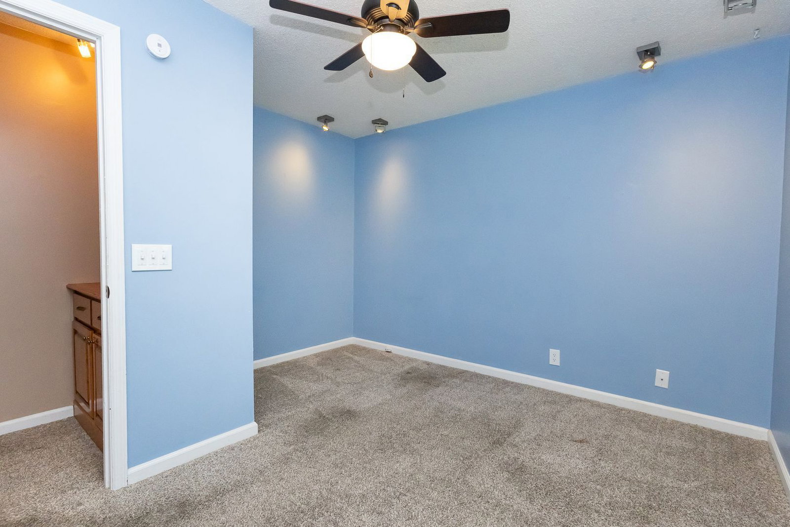 Gallery Image 19