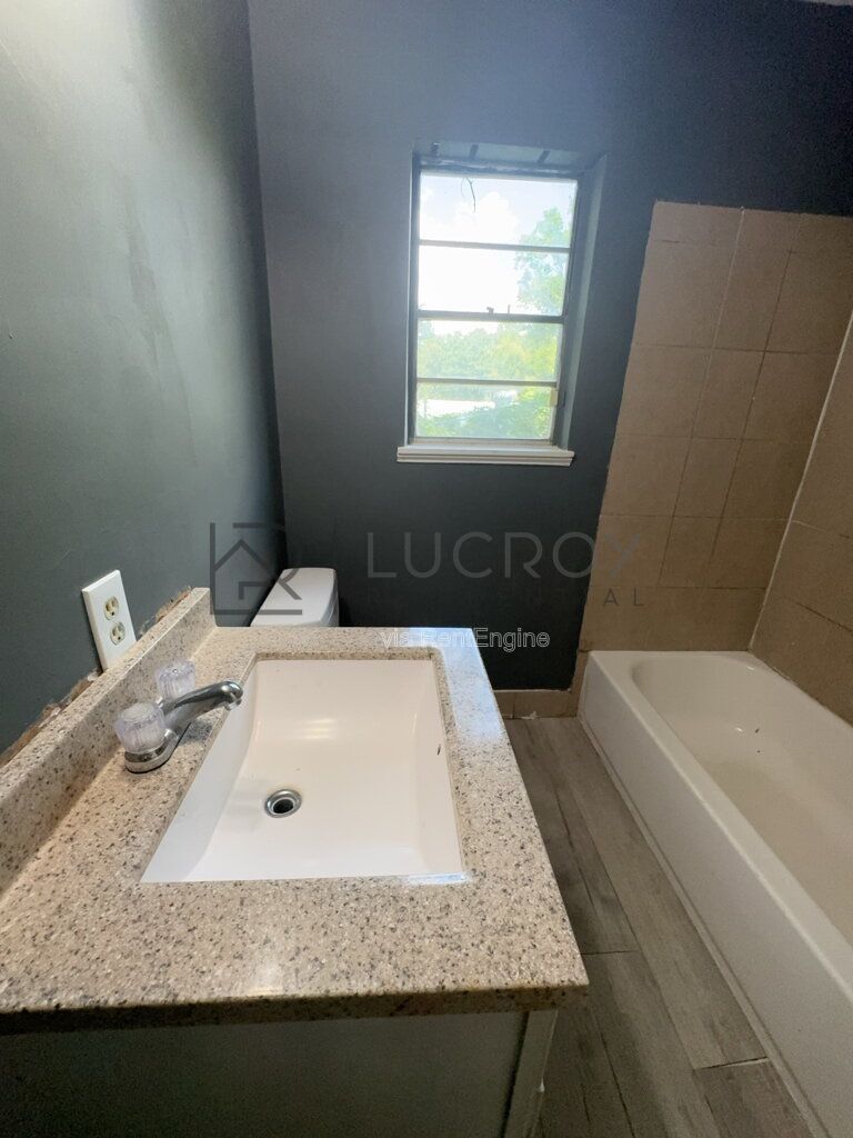 Gallery Image 11