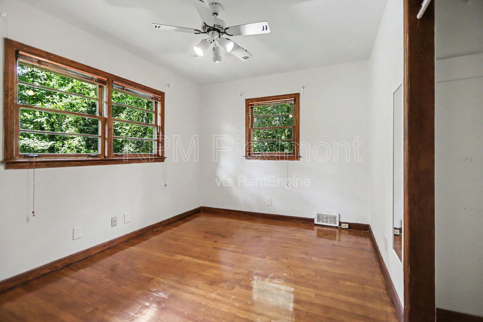 Gallery Image 19