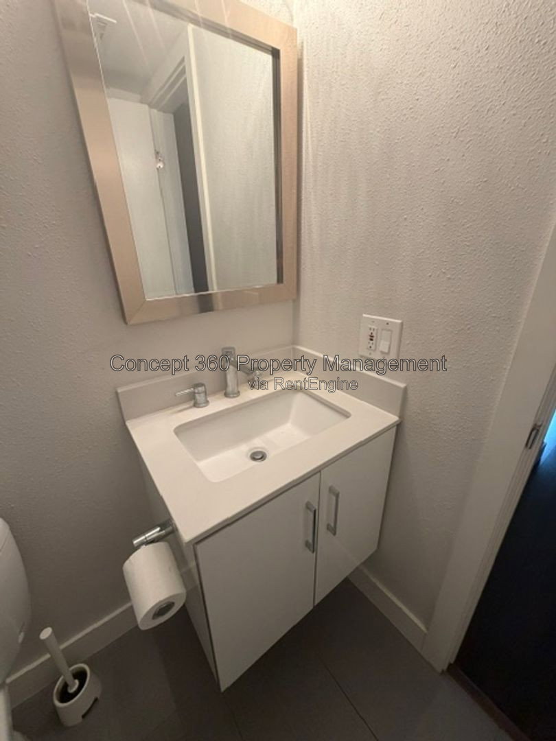 Gallery Image 44