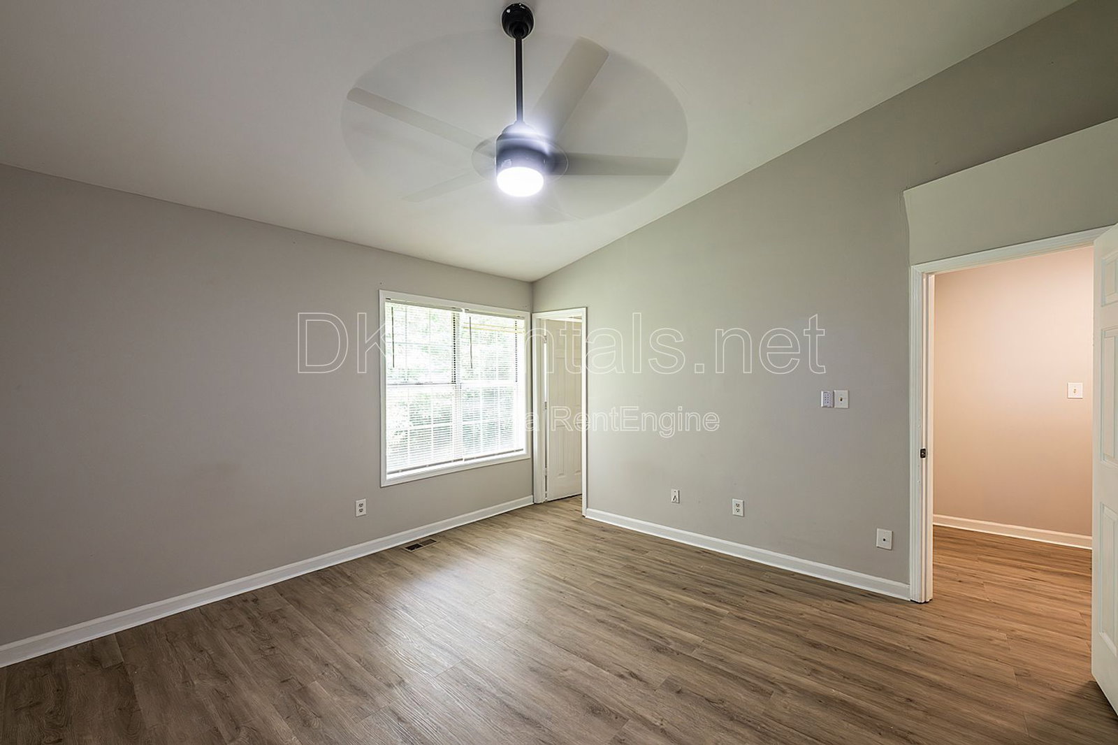 Gallery Image 14