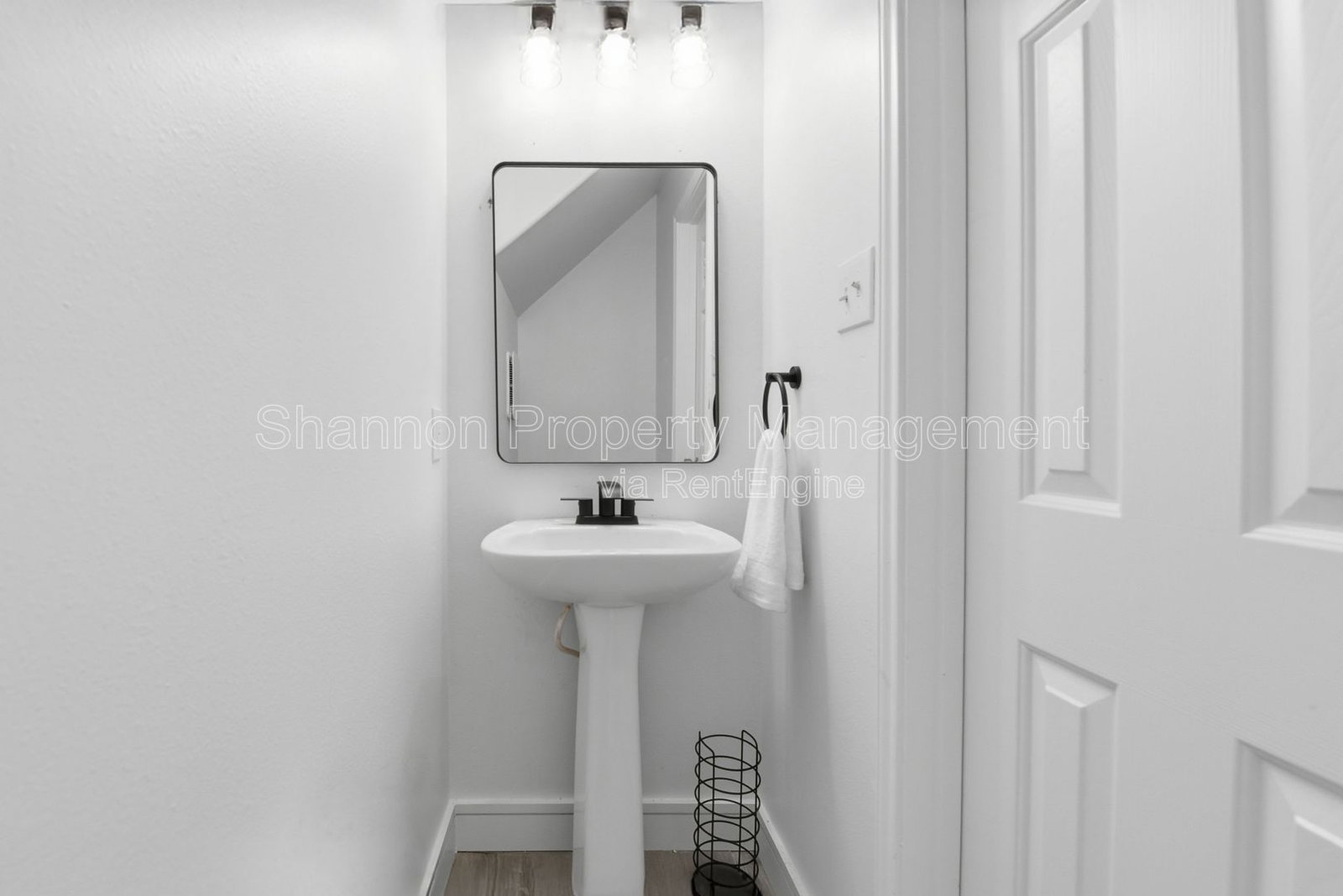 Gallery Image 19