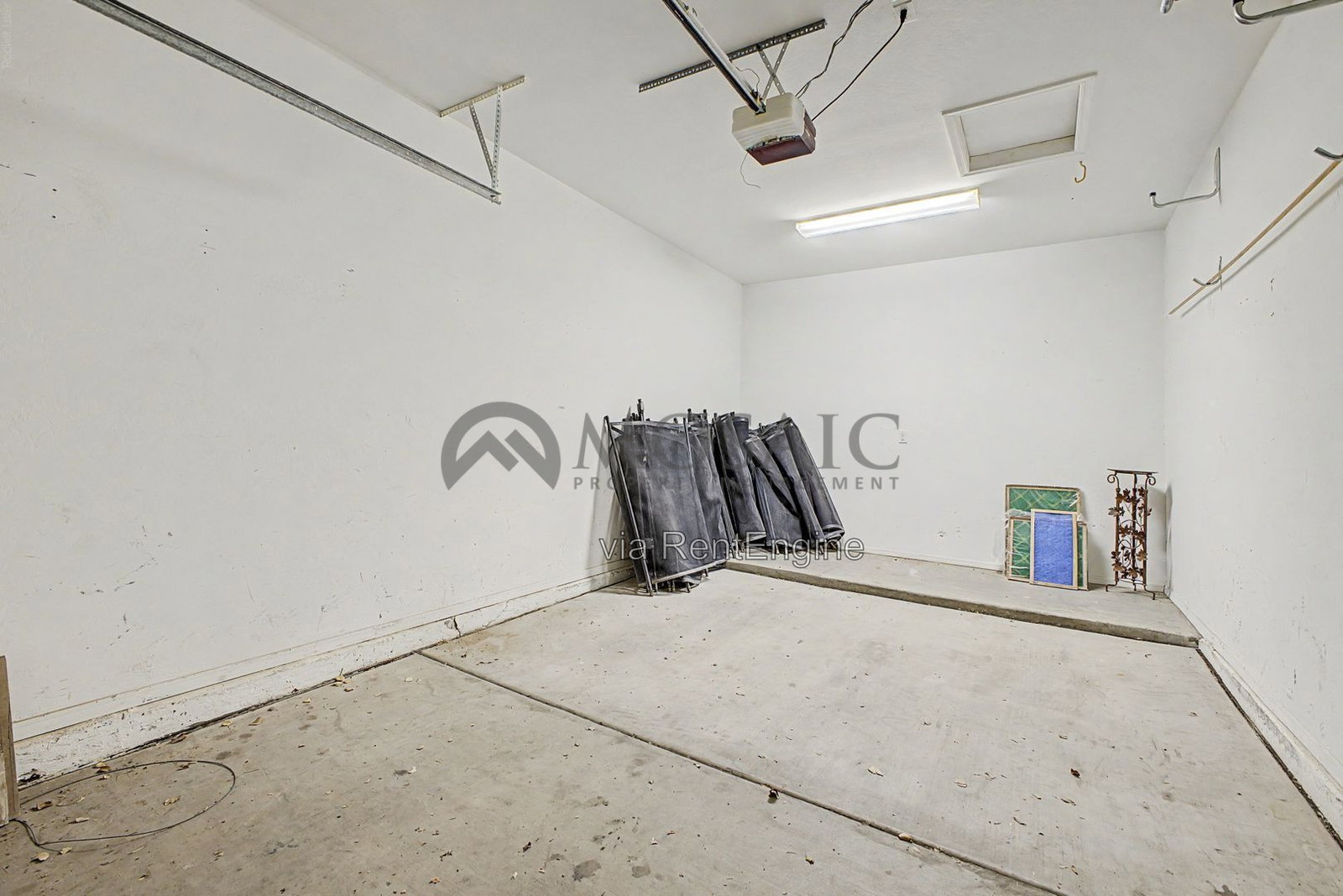 Gallery Image 50