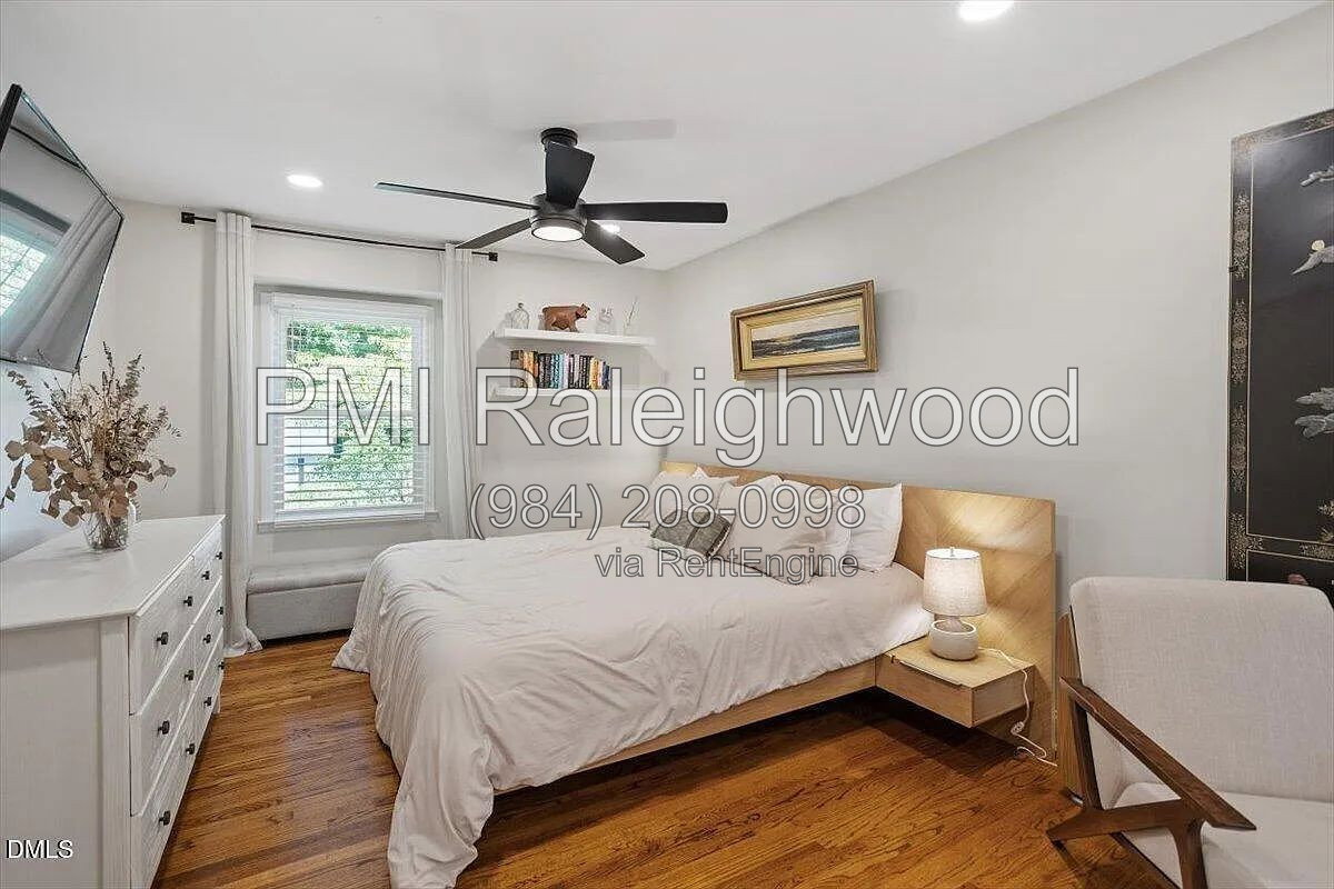 Gallery Image 17
