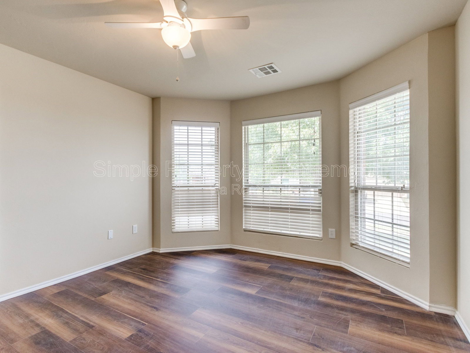 Gallery Image 19