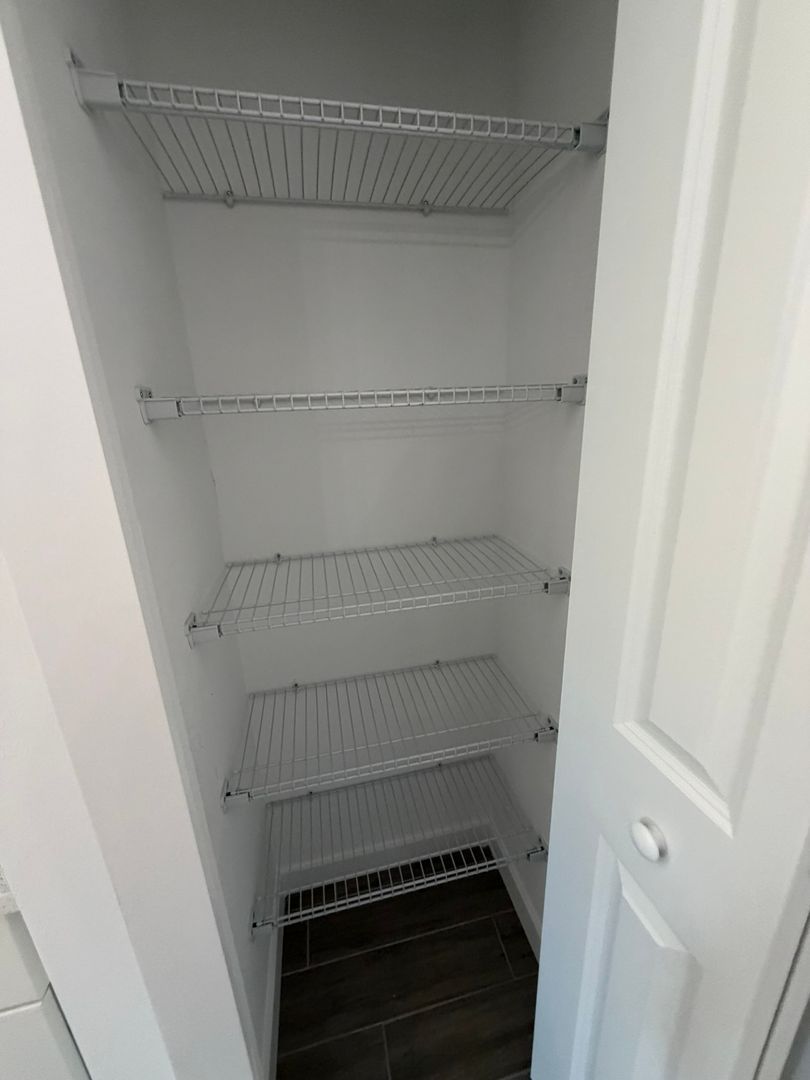 Gallery Image 18