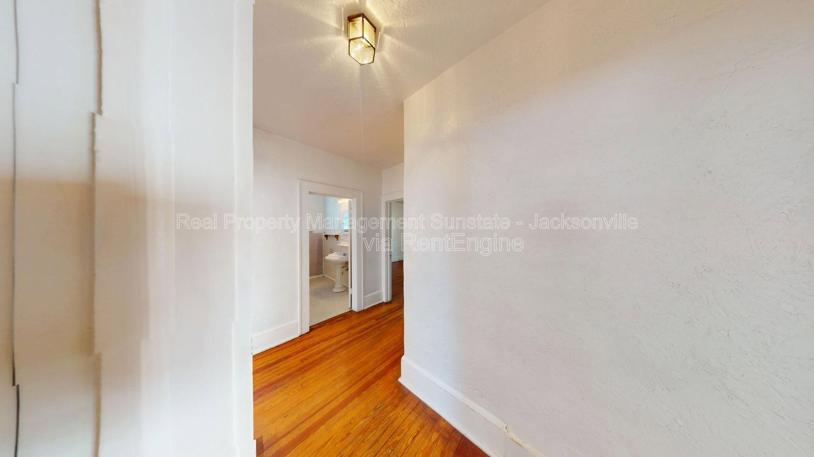Gallery Image 17