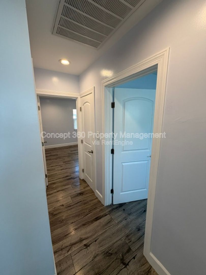 Gallery Image 25