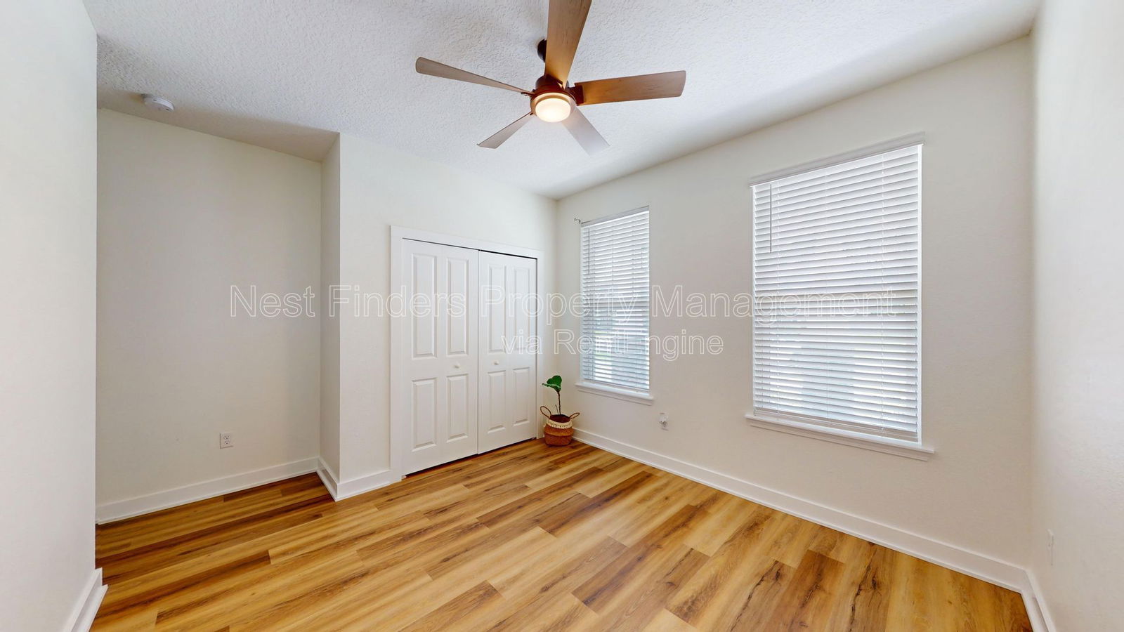 Gallery Image 18