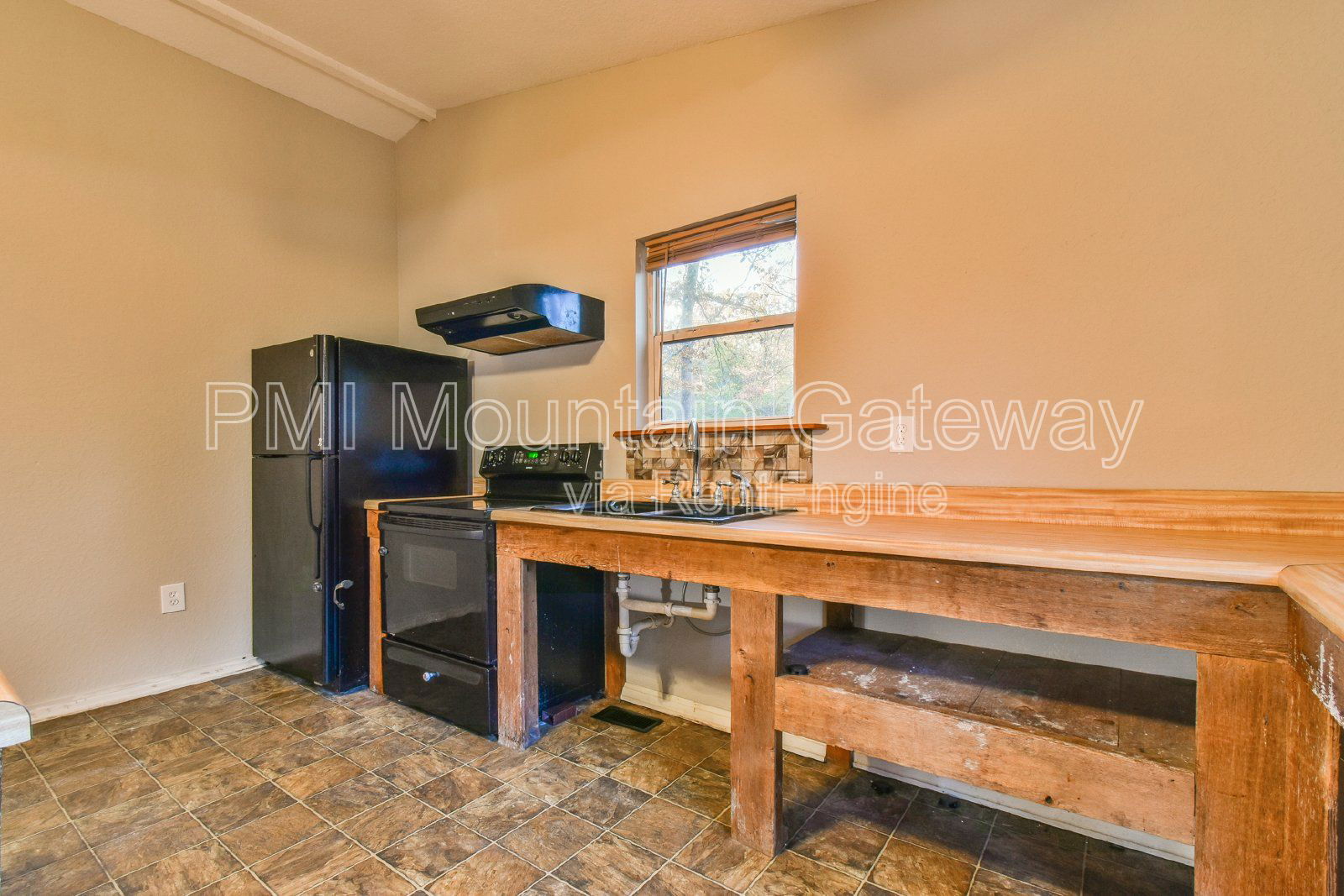 Gallery Image 14