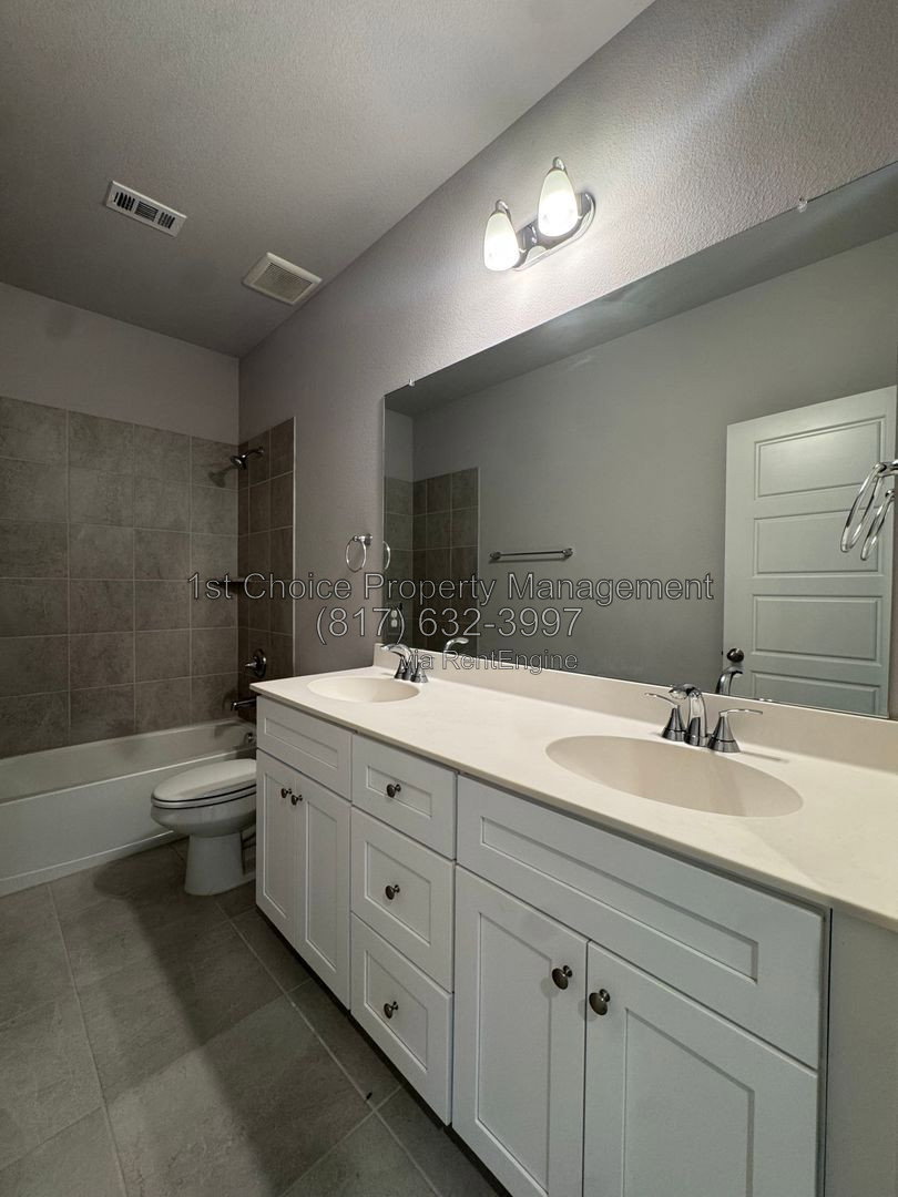 Gallery Image 66