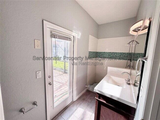 Gallery Image 8