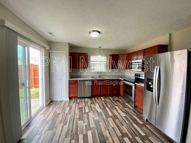 Gallery Image 13