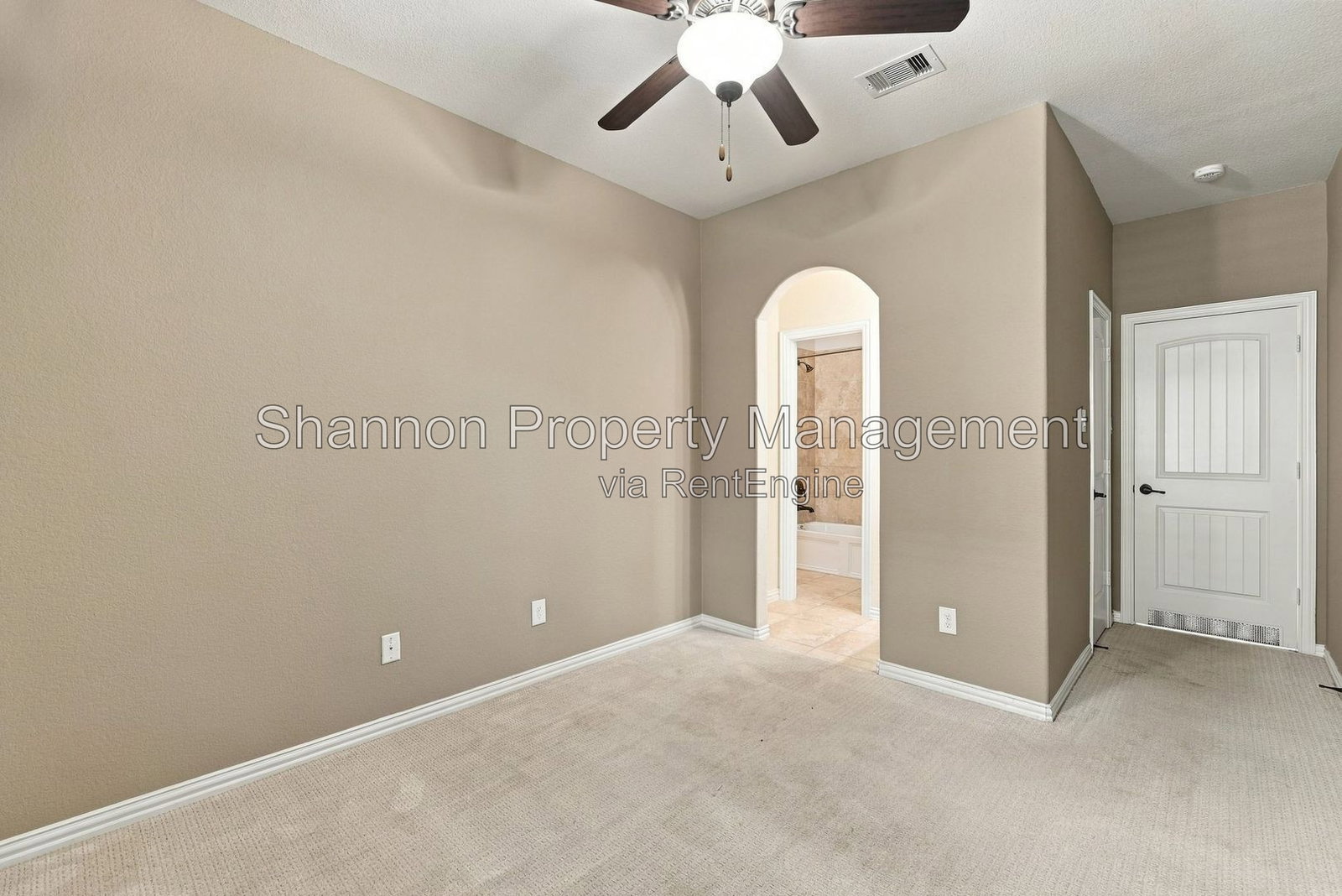 Gallery Image 19