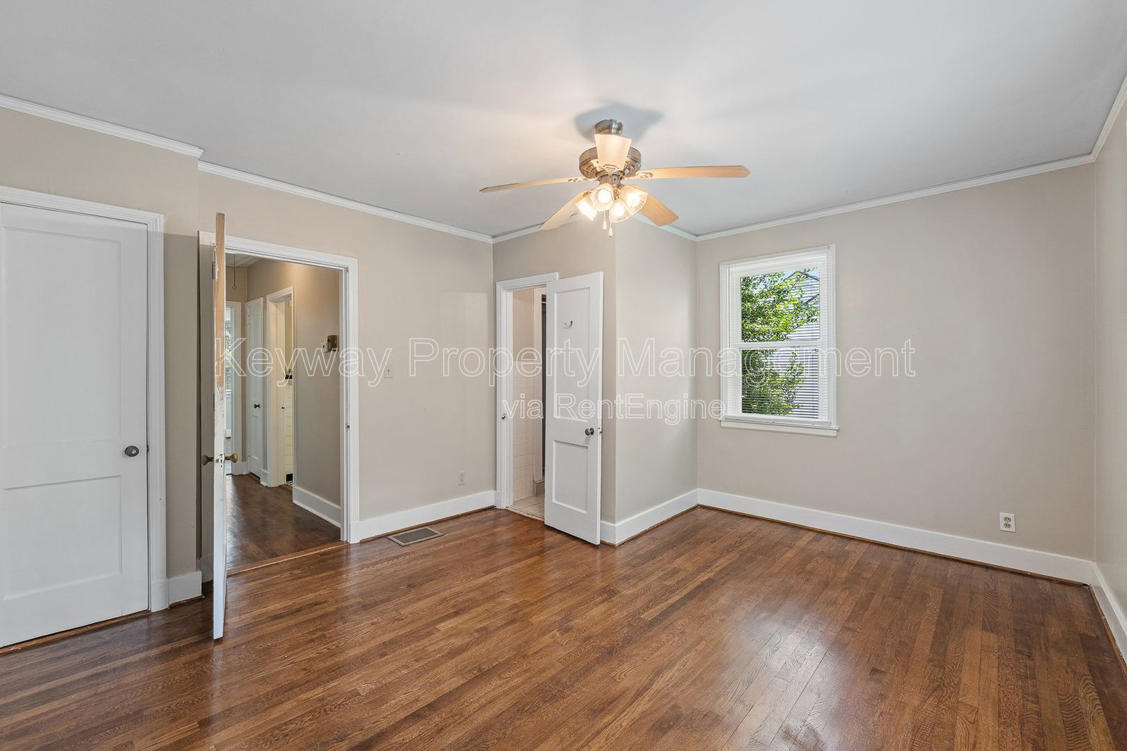 Gallery Image 14