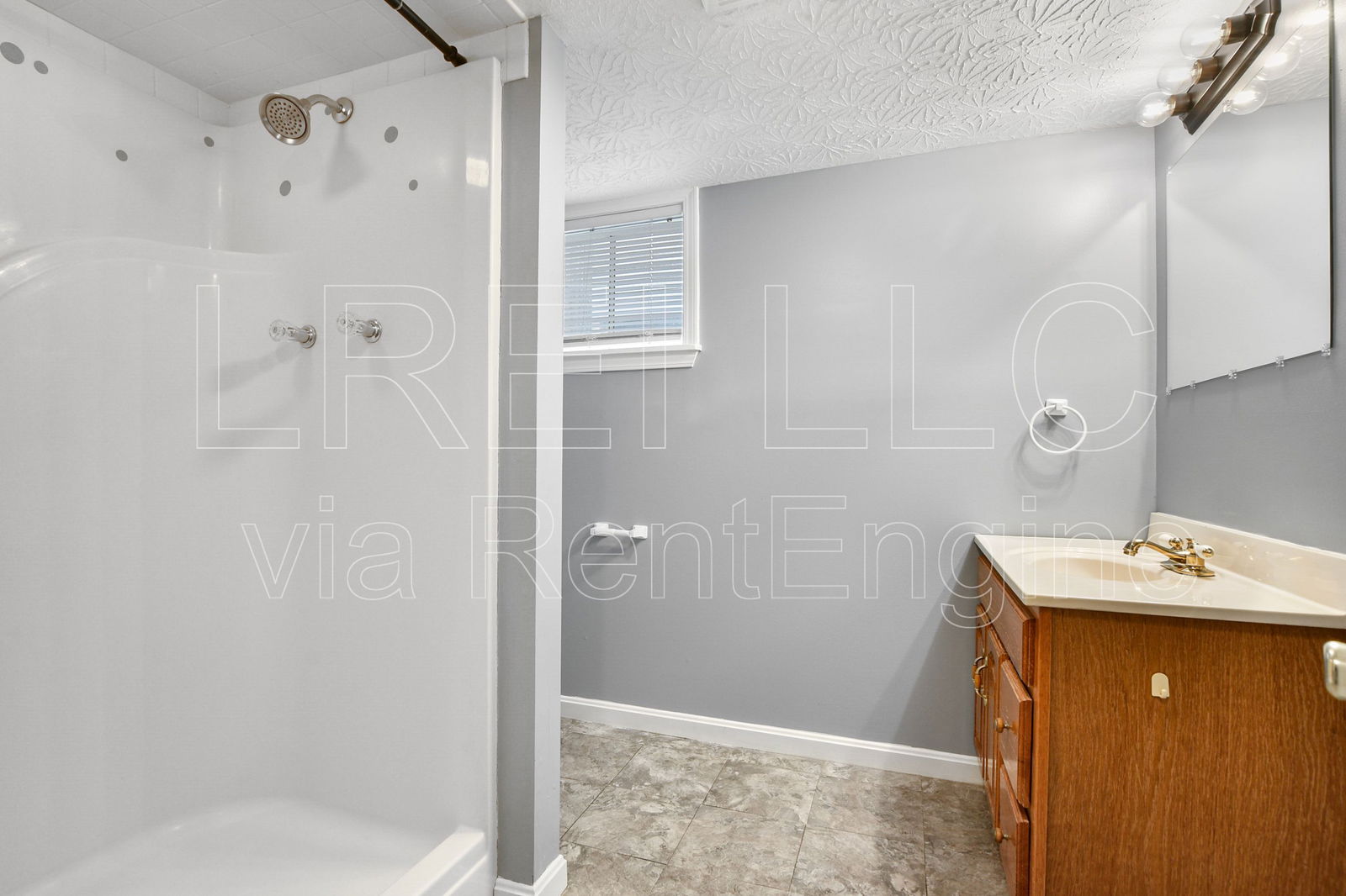 Gallery Image 19