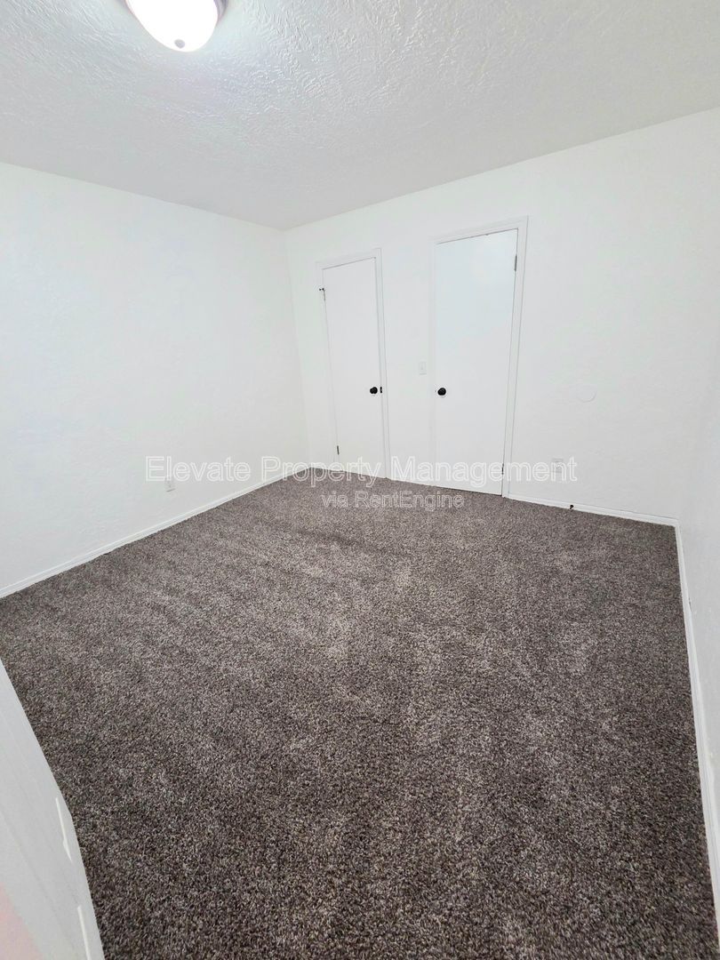 Gallery Image 15
