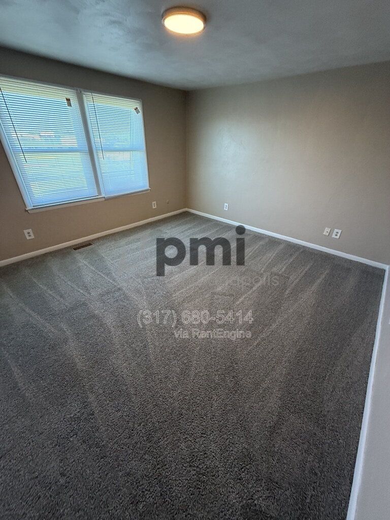 Gallery Image 16