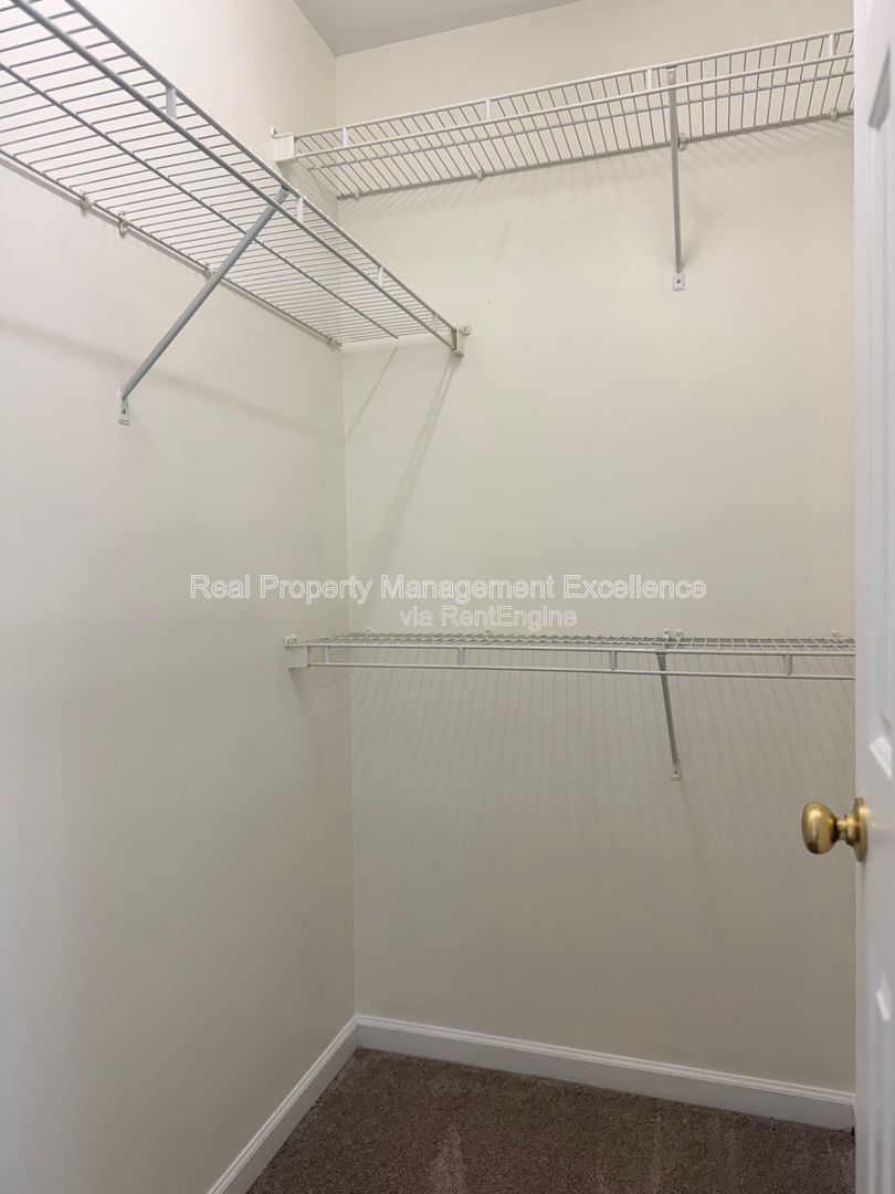 Gallery Image 19