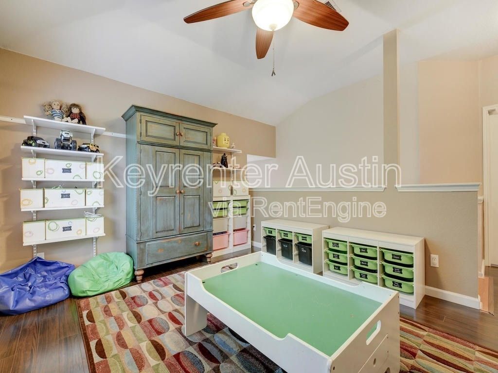 Gallery Image 19
