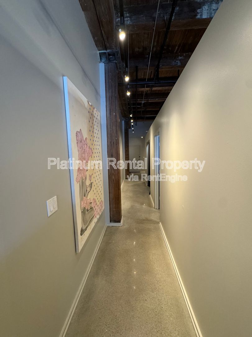 Gallery Image 30