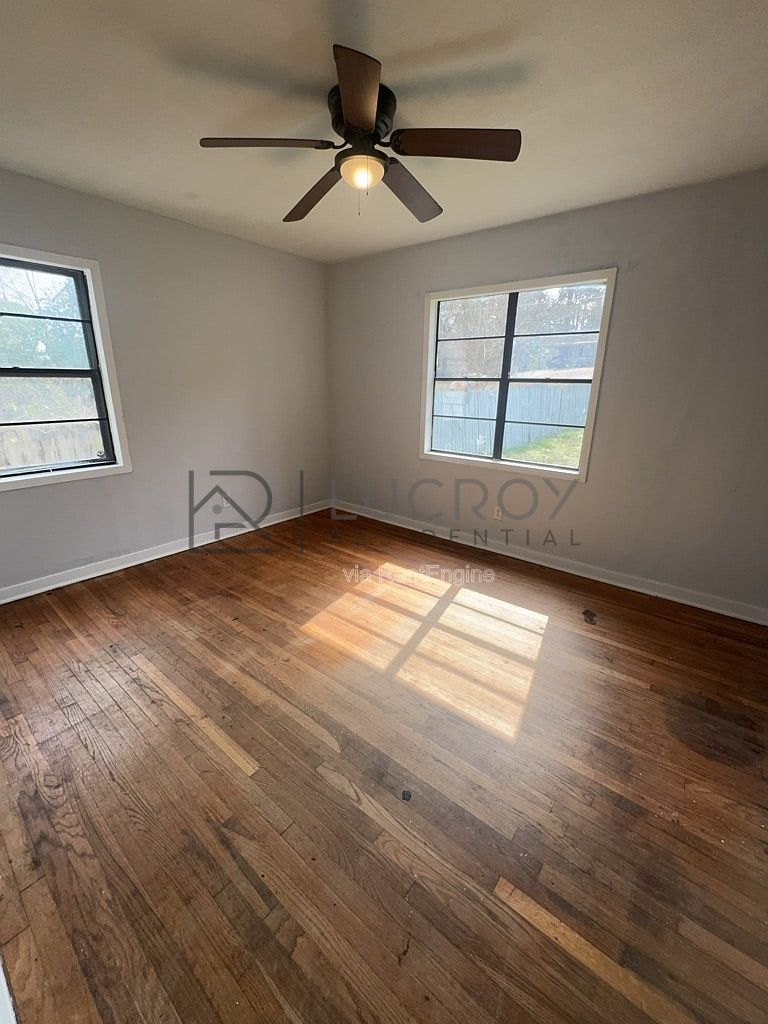 Gallery Image 16