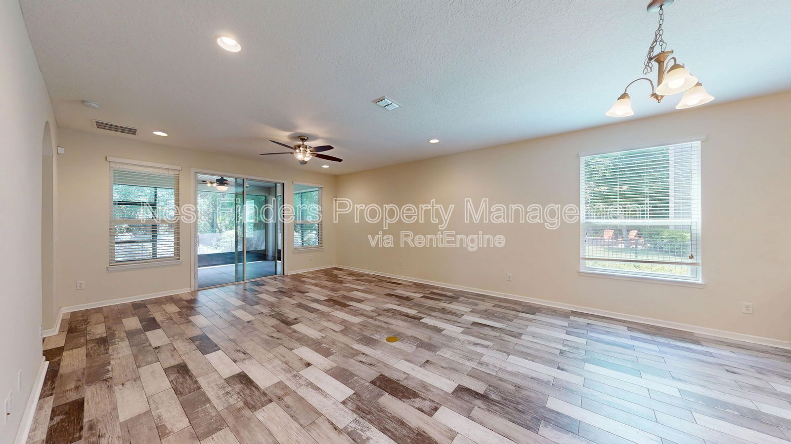 Gallery Image 17