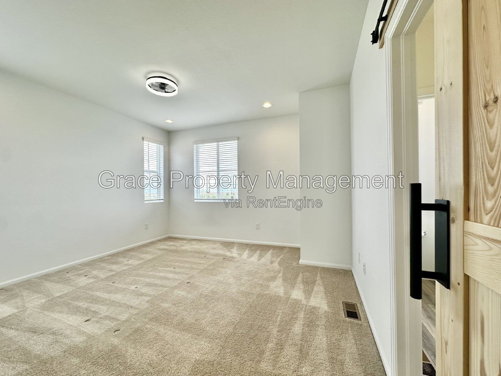 Gallery Image 18