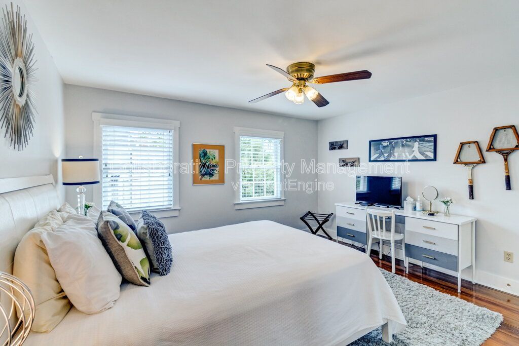 Gallery Image 13