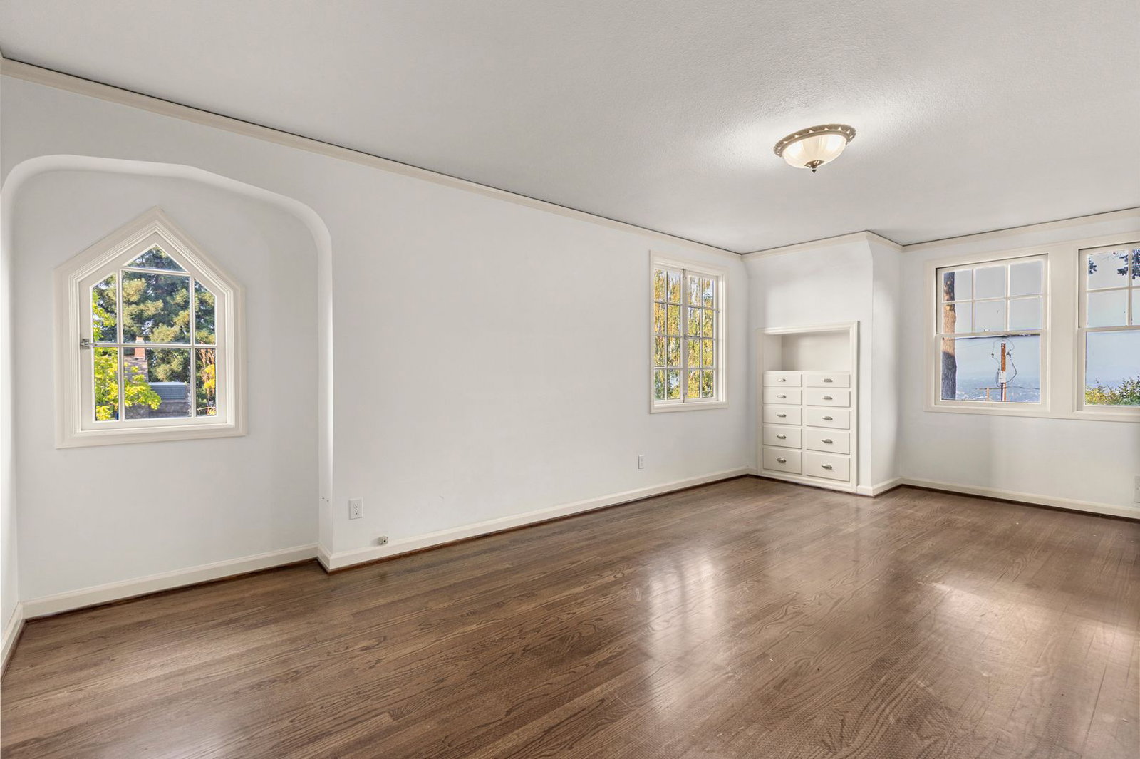 Gallery Image 18