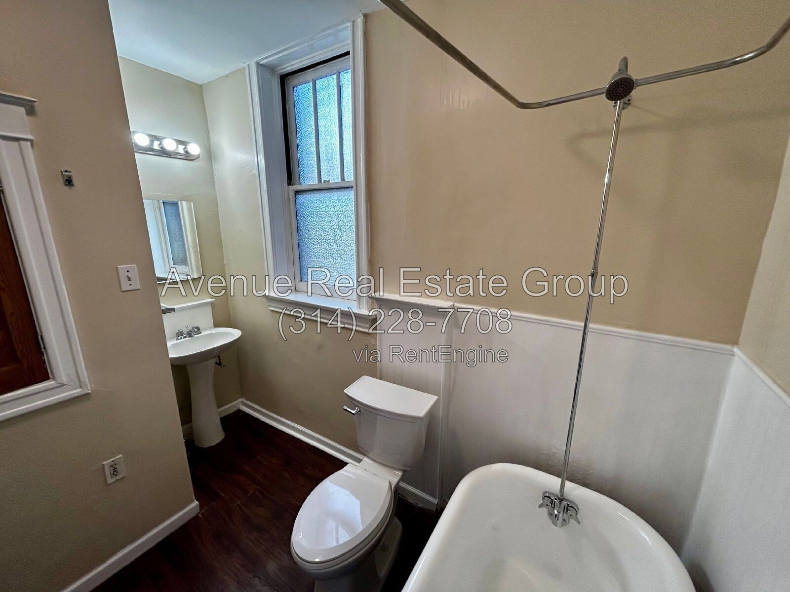 Gallery Image 10