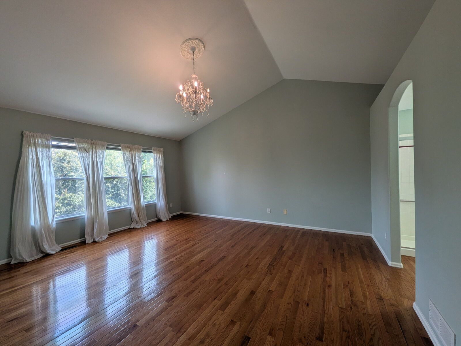 Gallery Image 13