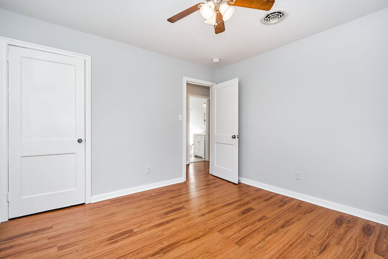 Gallery Image 18