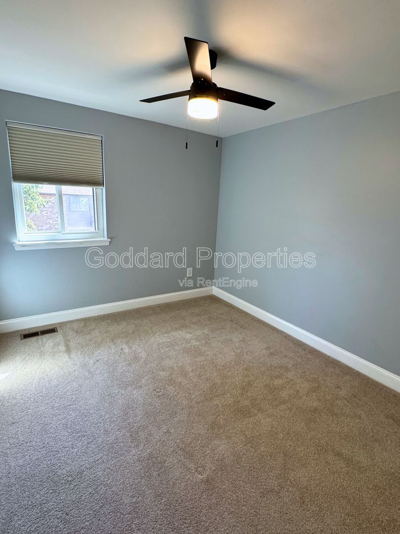 Gallery Image 18