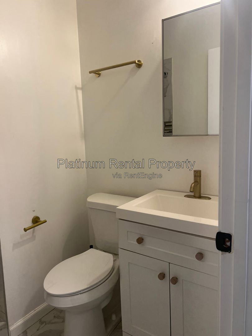 Gallery Image 10