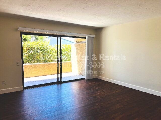 Gallery Image 37