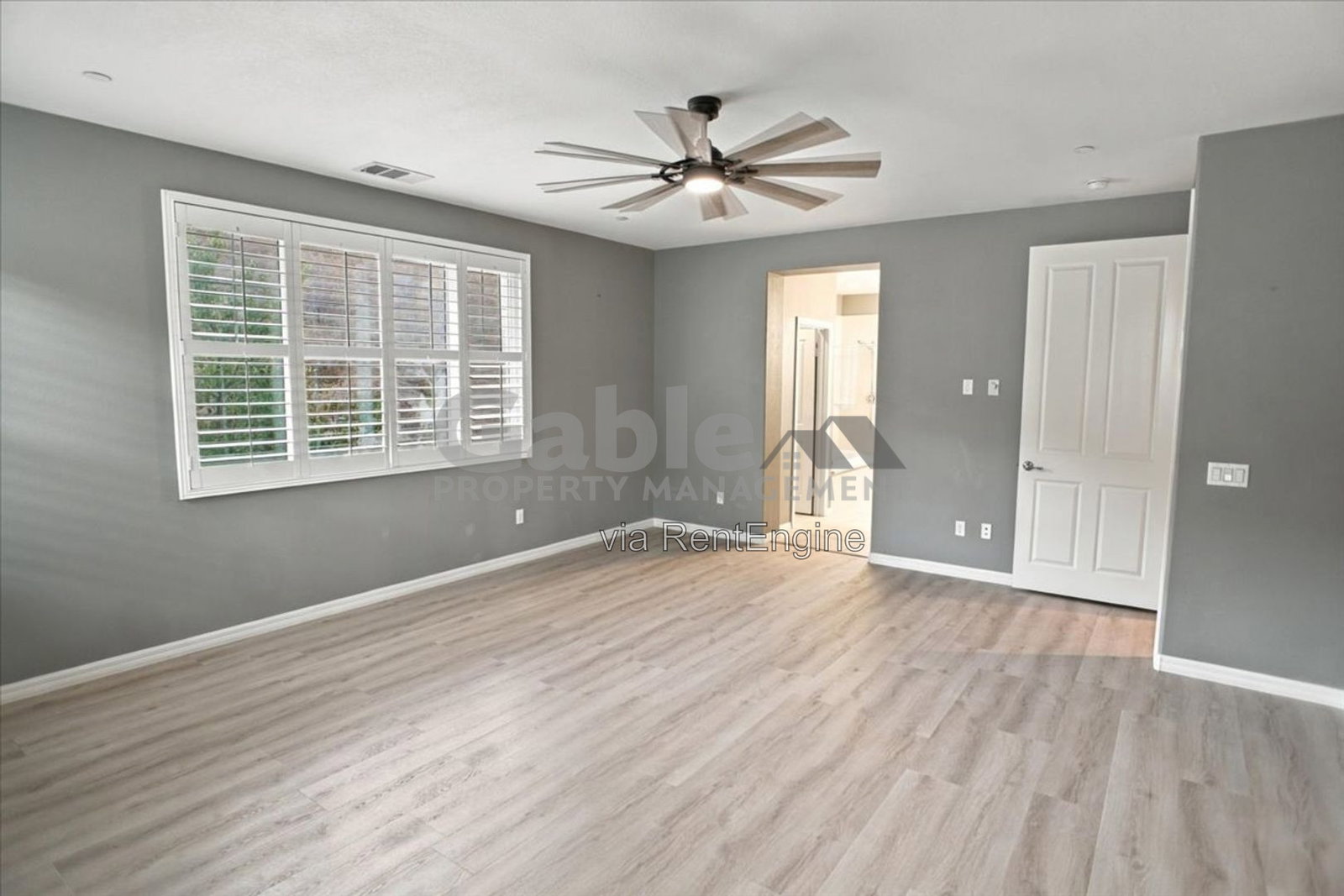 Gallery Image 17