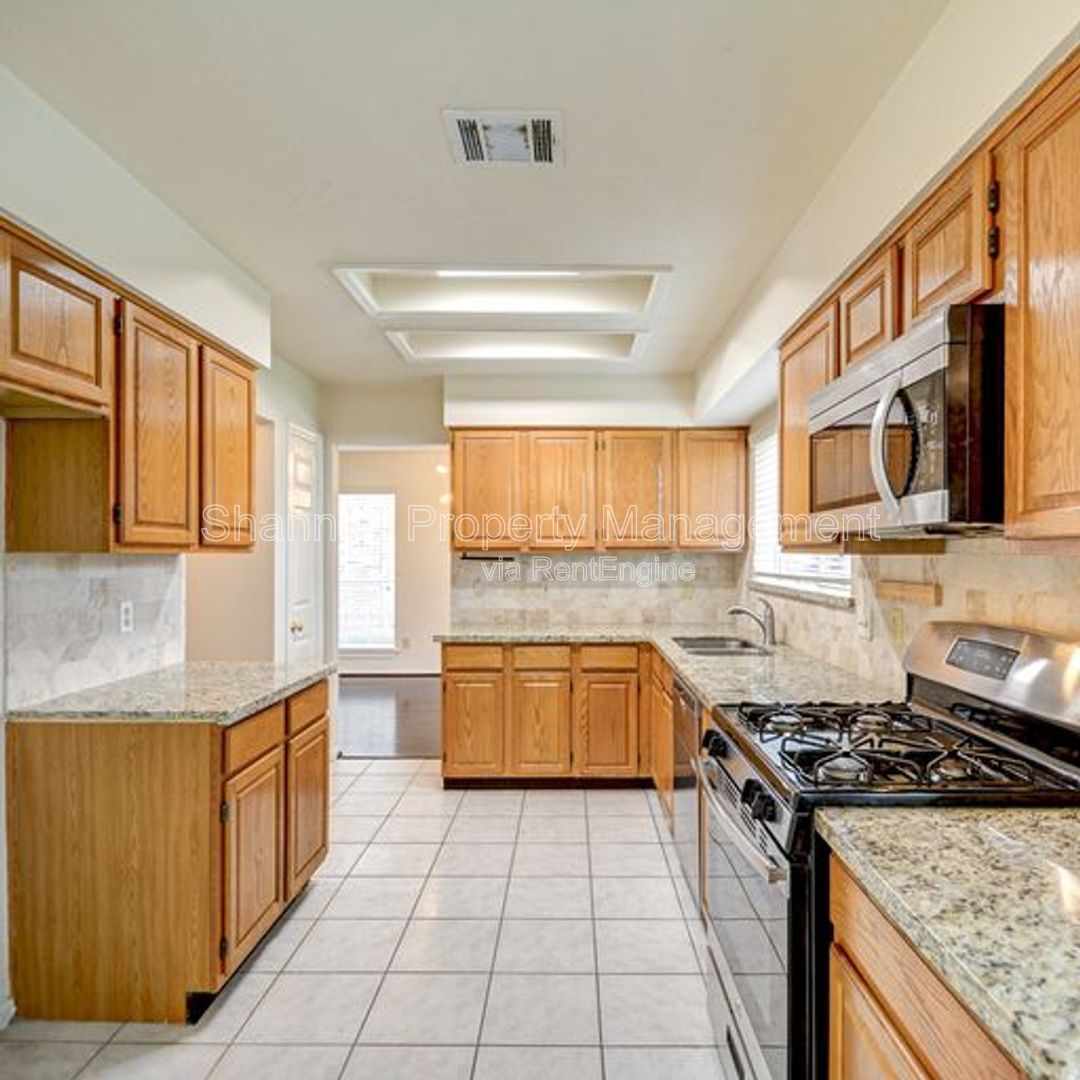 Gallery Image 12