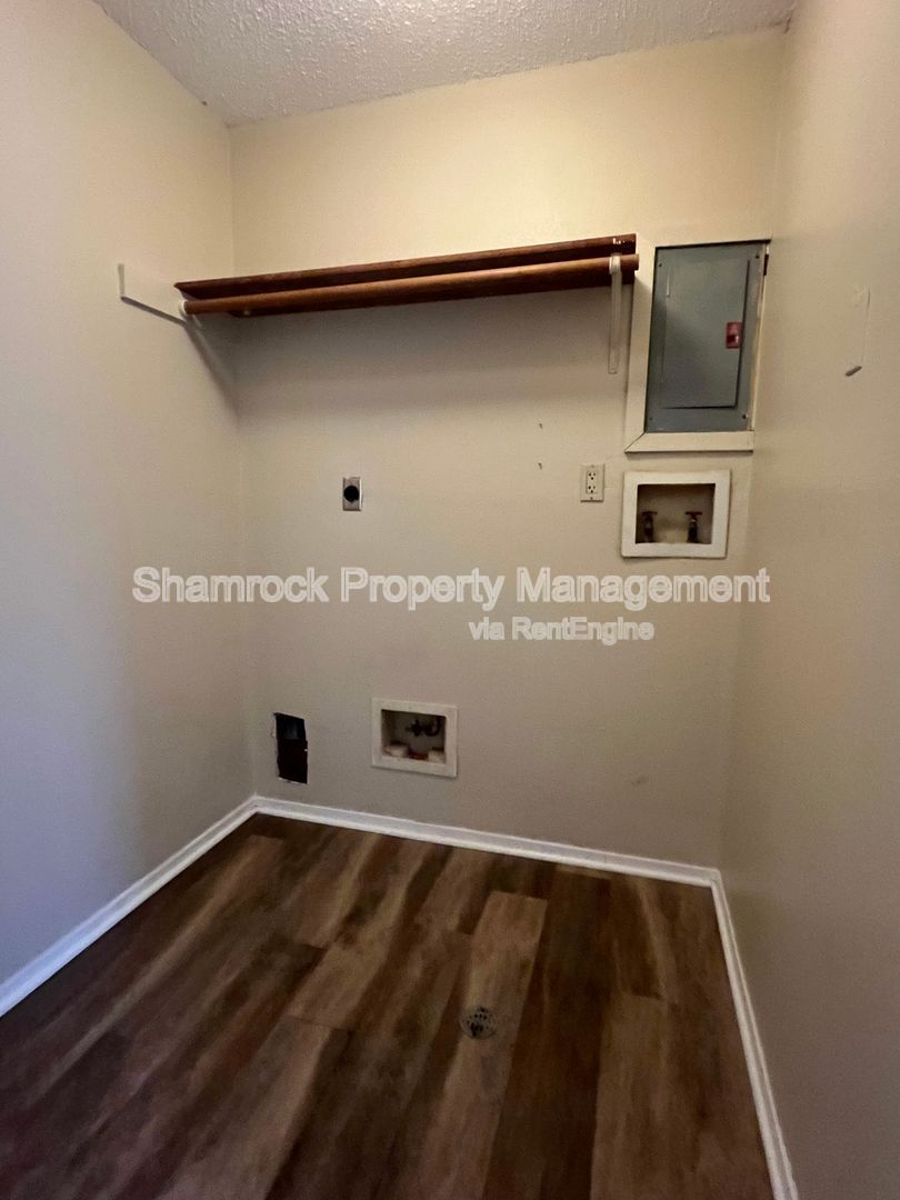 Gallery Image 10