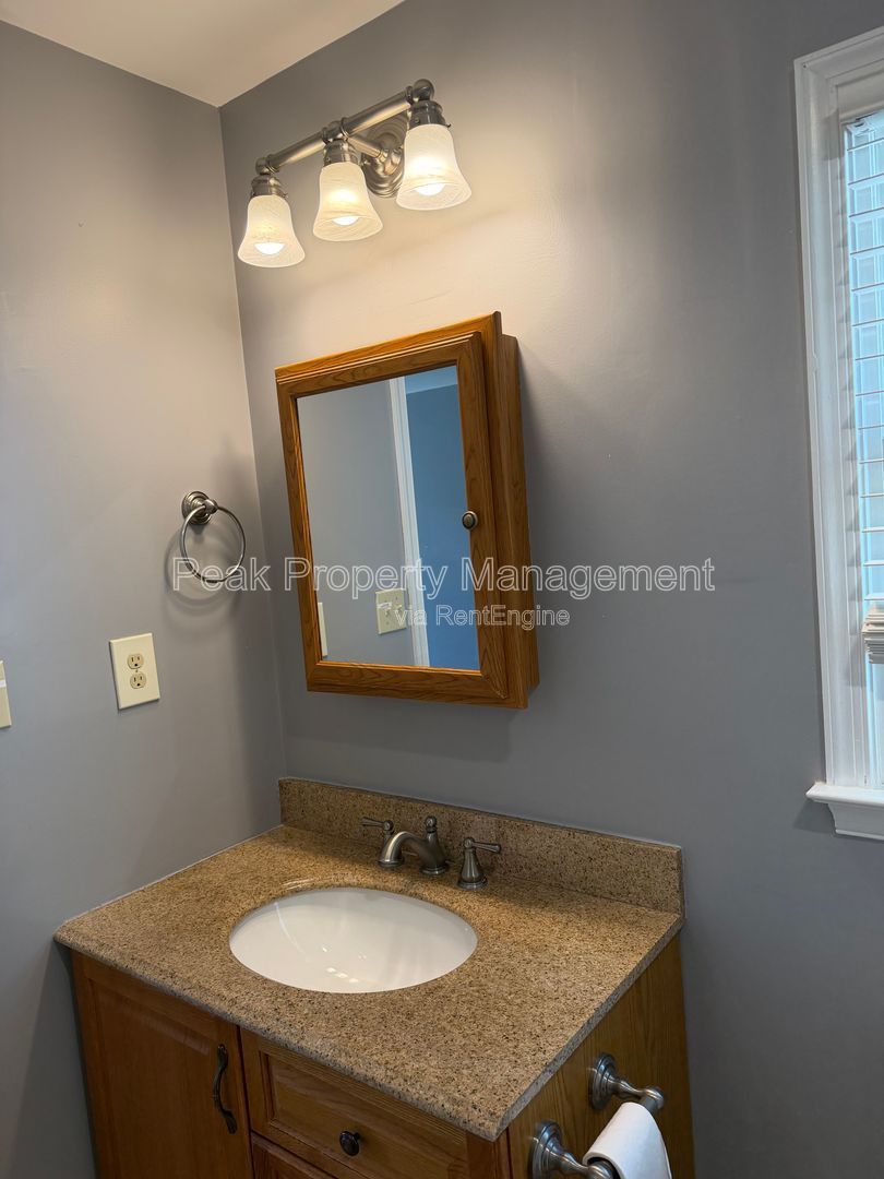 Gallery Image 19