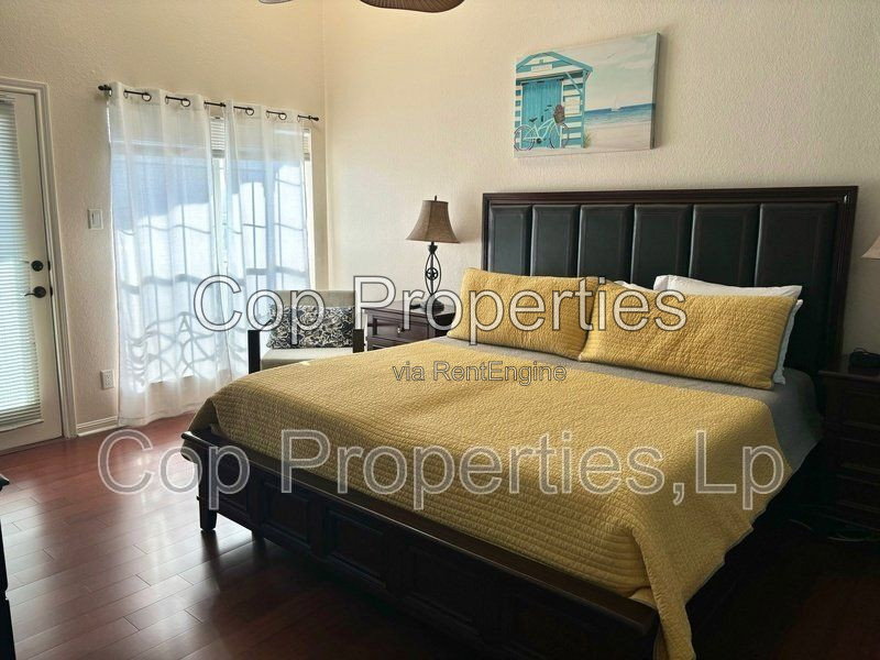 Gallery Image 31