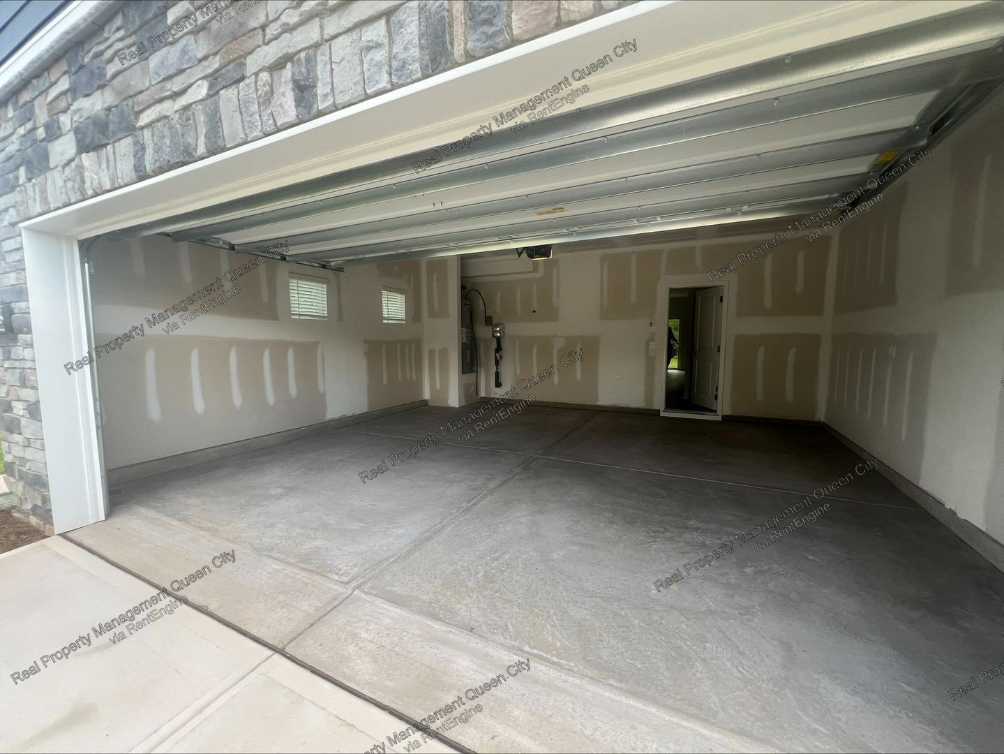 Gallery Image 19
