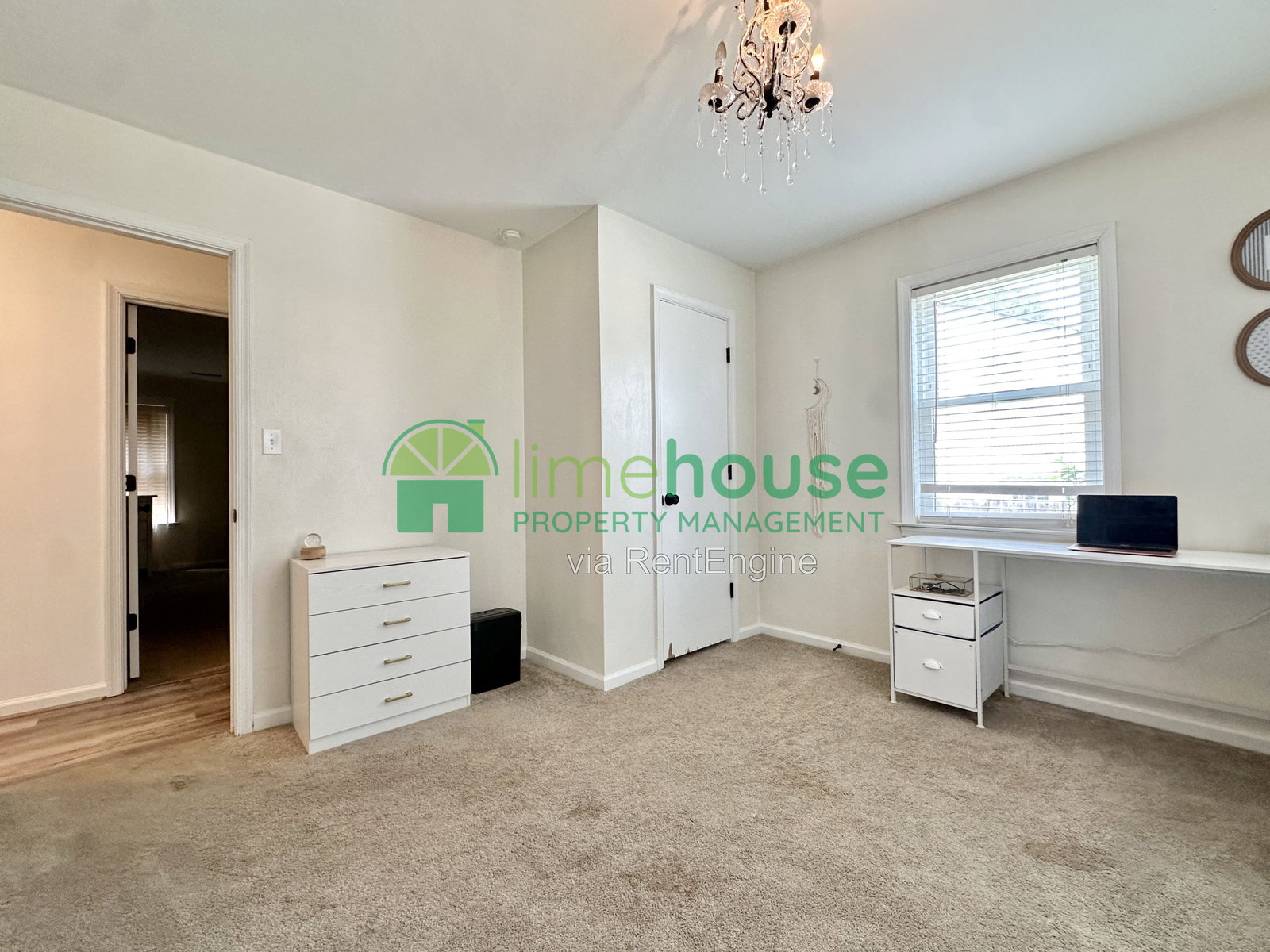 Gallery Image 15
