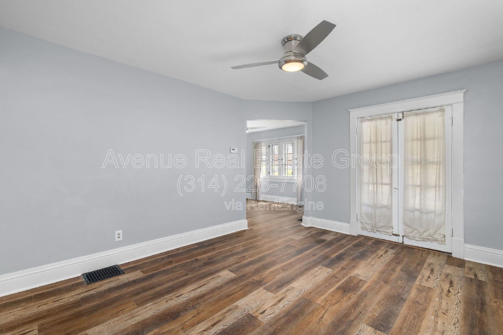 Gallery Image 15