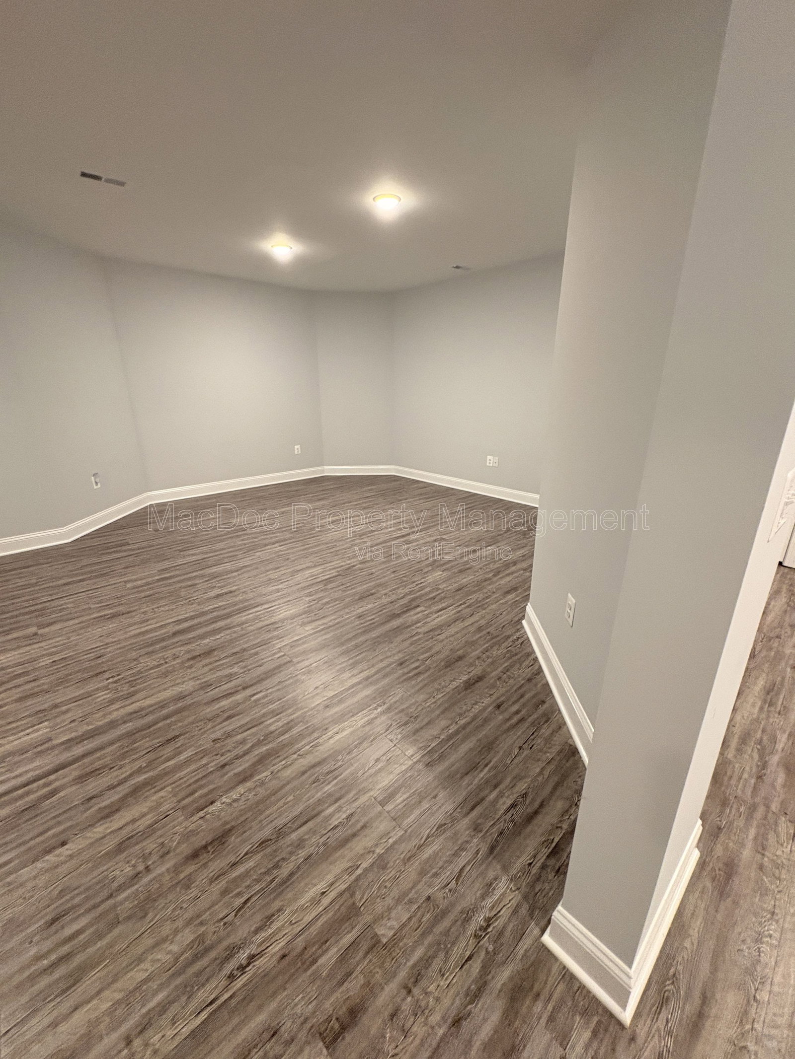 Gallery Image 25