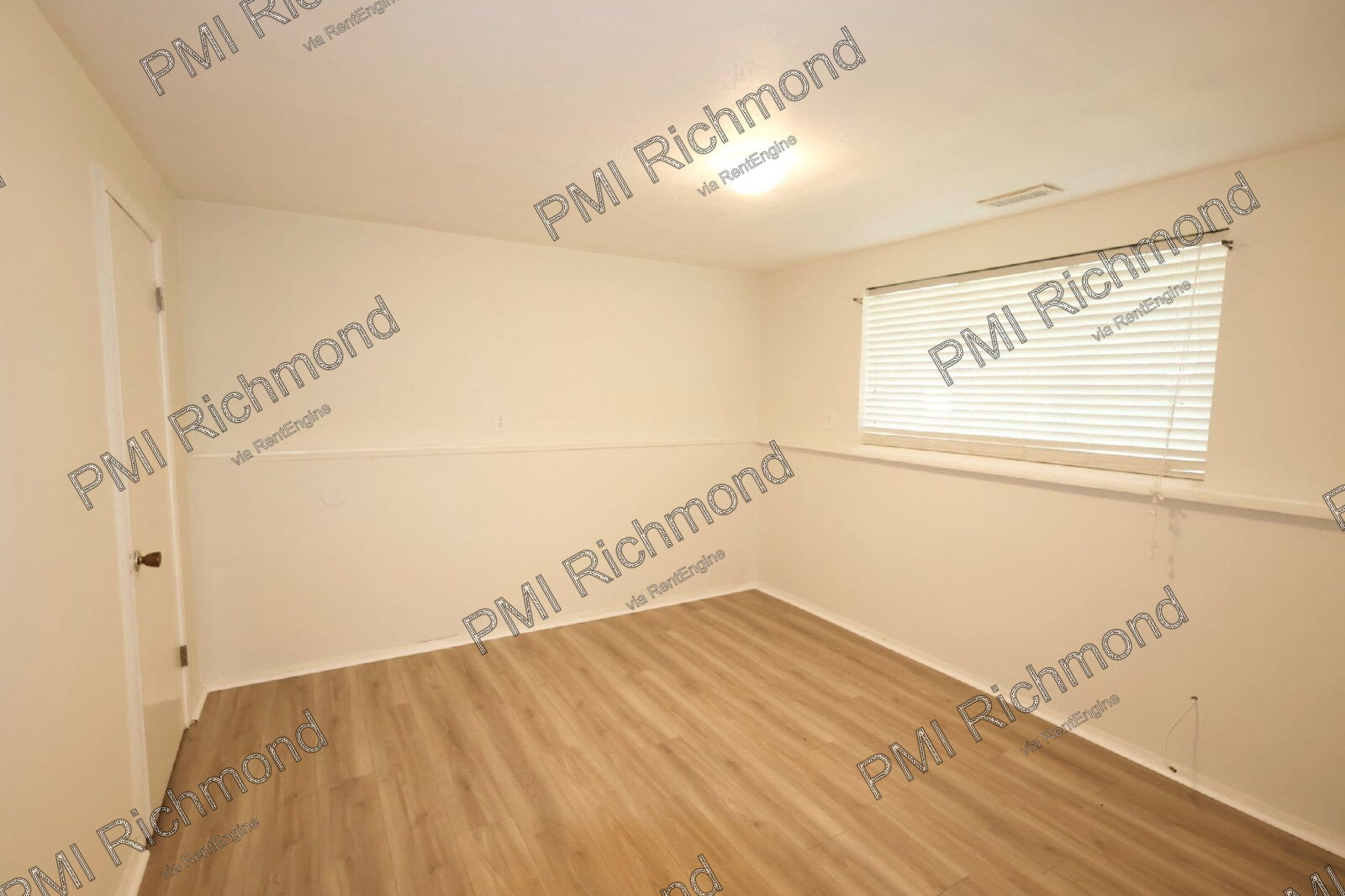 Gallery Image 21