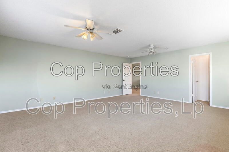 Gallery Image 28