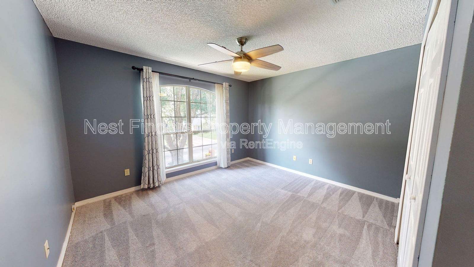 Gallery Image 30