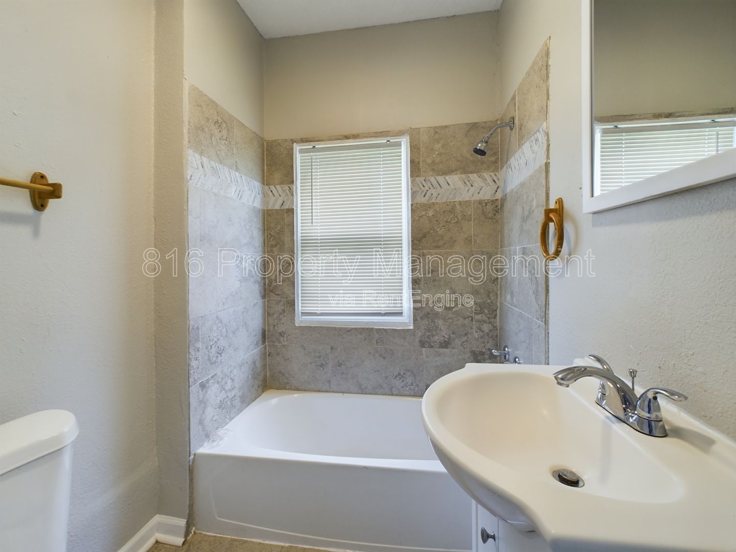 Gallery Image 17
