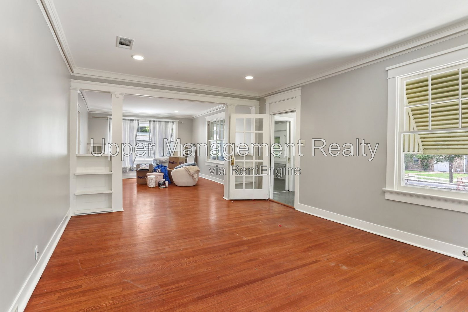 Gallery Image 0